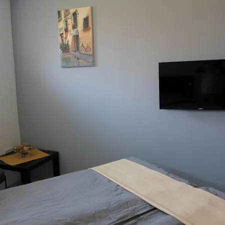 Muveszhaz Apartment